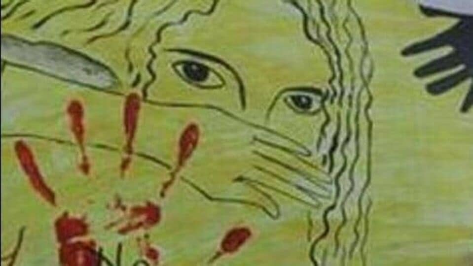 Crime news : 31 గంటల నరకం! జైలులో భర్త- యువతిపై సామూహిక అత్యాచారం..