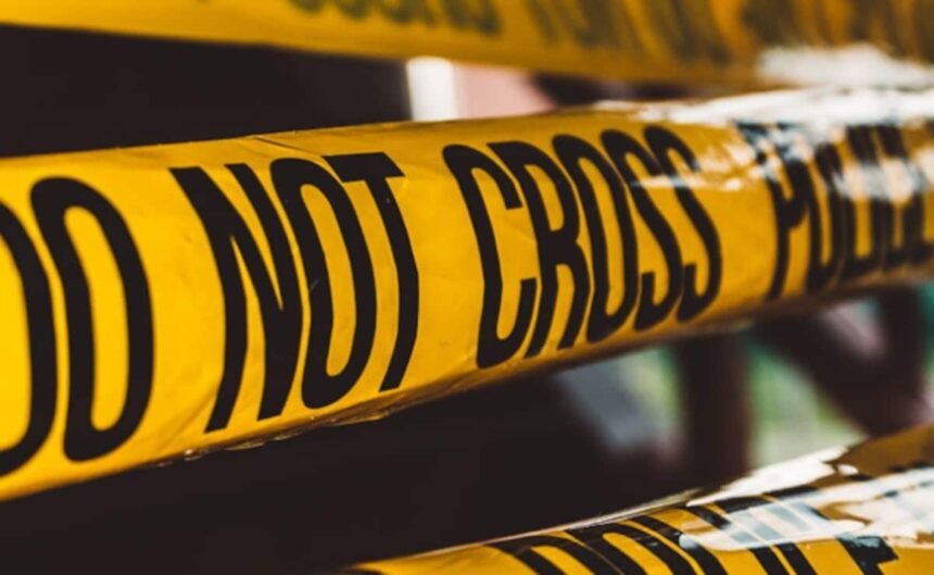 Delhi ిల్లీ బురారిలో 4 అంతస్తుల భవనం కూలిపోయింది, 10 మంది ఇప్పటివరకు రక్షించబడింది: పోలీసులు