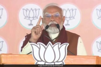 PM మోడీ పోల్ ర్యాలీలో AAP ని లక్ష్యంగా చేసుకుంది