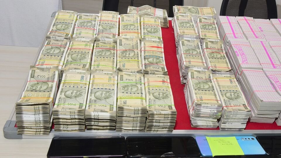 TG నకిలీ కరెన్సీ: నిజామాబాద్ నుంచి నుంచి ఖమ్మం వరకు .. తెలంగాణలో తెలంగాణలో పెరుగుతున్న దందా!