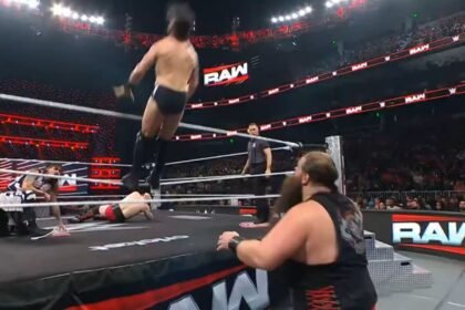 WWE సూపర్ స్టార్ కదలిక తప్పు అయిన తరువాత పలు గాయాలకు గురవుతుంది. వీడియో వైరల్