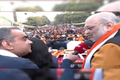అమిత్ షా ఆప్ దాడి చేస్తాడు, "అబద్ధాలకు జీవితకాలం ఉంది, అనివార్యమైనది"