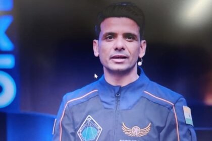 ఇండియన్ వ్యోమగామి నుండి పైలట్ ప్రైవేట్ స్పేస్‌క్రాఫ్ట్ ఆక్సియం -4, చేయండి అంతరిక్షంలో యోగా చేయండి