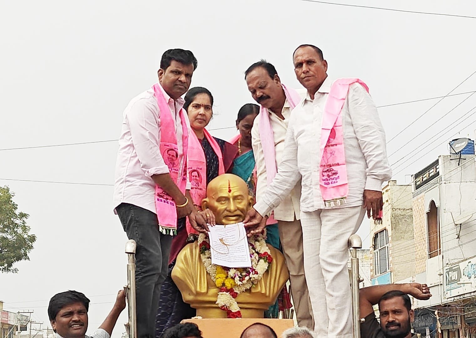 ఇచ్చిన హామీలు అమలు చేయడంలో రేవంత్ రెడ్డి సర్కార్ సర్కార్ విఫలం
