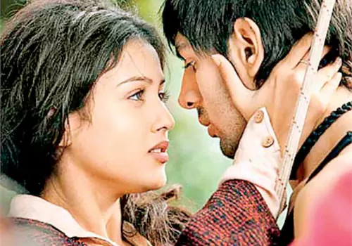 కిస్ పెట్టమని డైరెక్టర్ ని అడిగిన హీరో
