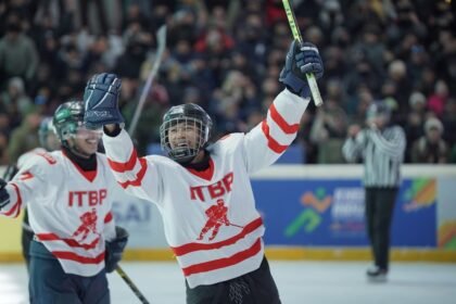 ఖేలో ఇండియా వింటర్ గేమ్స్: తెలంగాణ ప్రధాన పతకం సంఖ్య; ఐటిబిపి టేమ్ ఆర్మీ ఇన్ ఐస్ హాకీ