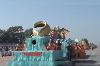 గణతంత్ర దినోత్సవ పరేడ్‌లో UP పట్టిక మహా కుంభ్‌ను జరుపుకుంటుంది