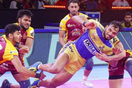 తెలుగు టైటన్స్ హ్యాట్రిక్.