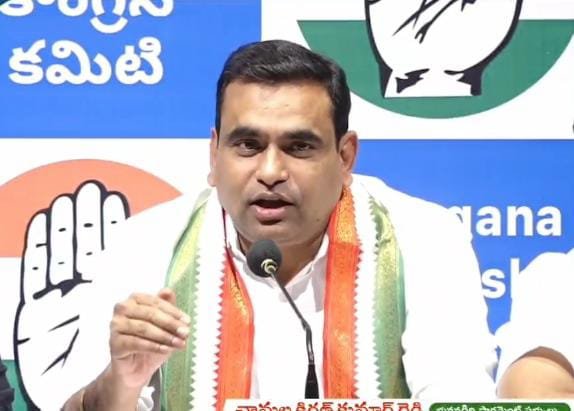నల్లగొండలో రైతు సభ సభ పేరుతో కామెడీ షో నిర్వహించిన కేటీఆర్ కేటీఆర్ ..... భువనగిరి ఎంపీ చామల ఆరోపణ ఆరోపణ