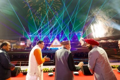నేషనల్‌ నేషనల్‌ గేమ్స్‌లో .. శాప్, ఏపీ, ఏపీ లోగో లేకుండా పాల్గొన్న ఆంధ్రా క్రీడాకారులు క్రీడాకారులు, ప్రభుత్వ తీరుకు తీరుకు నిరసన.