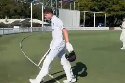 రాకీ ఫ్లింటాఫ్, ఇంగ్లాండ్ లెజెండ్ ఆండ్రూ ఫ్లింటాఫ్ కుమారుడు, తండ్రి రికార్డును బద్దలు కొట్టాడు