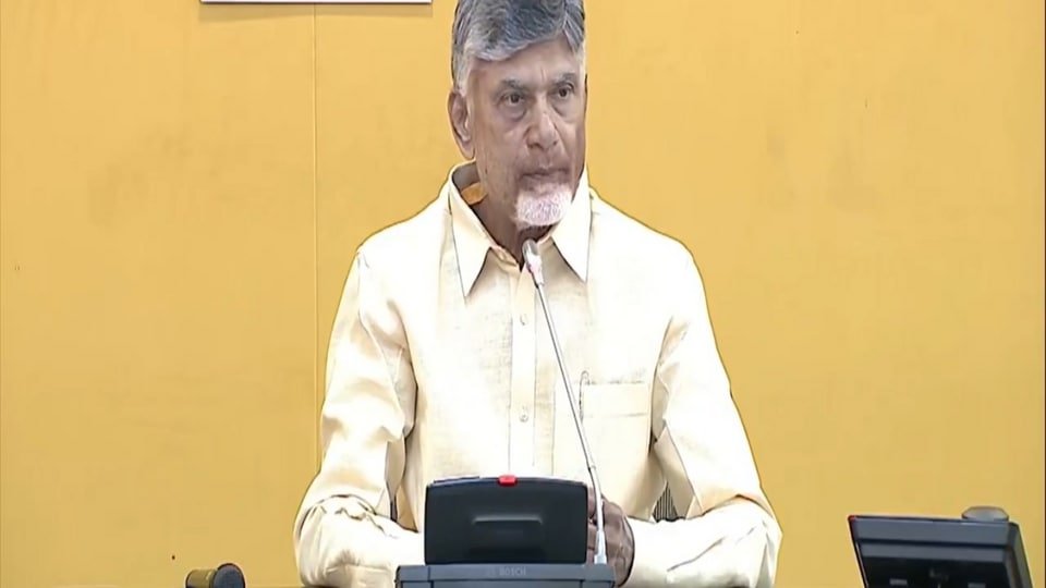 సంక్షేమ పథకాల అమలులో వెనకడుగు వేయం వేయం వేయం, అప్పు అప్పు ఆ స్కీమ్స్ అమలు చేస్తాం చేస్తాం-సీఎం- చంద్రబాబు- ap cm చంద్రబాబు సూపర్ ఆరు సంక్షేమ పథకాలపై వ్యాఖ్యానించండి, నిధుల మళ్లించడానికి ఆసక్తి లేదు, ఆంధ్ర ప్రదేశ్ ప్రదేశ్