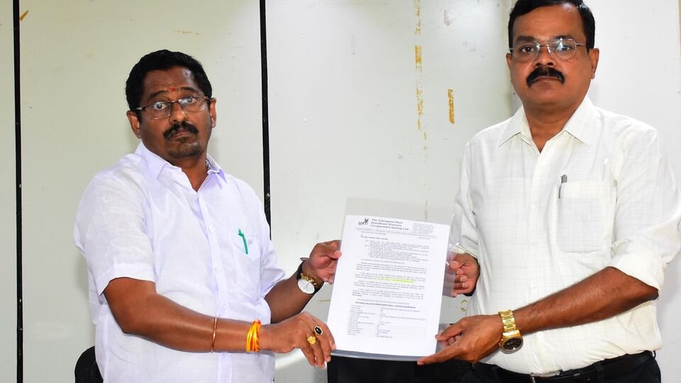 సిరిసిల్ల నేతన్నకు మహిళా చేయుట... 4.24 కోట్ల మీటర్ల ఇందిరా శక్తి చీరల ఆర్డర్స్-today telangana news latest updates january 23 2025 ,తెలంగాణ న్యూస్