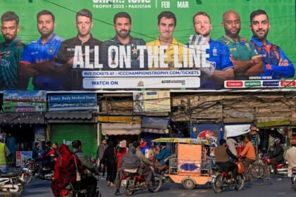 12,000 మంది పోలీసు అధికారులు మరియు చార్టర్ విమానాలు: ఛాంపియన్స్ ట్రోఫీ భద్రతా చర్యలలోకి ఒక స్నీక్-పీక్