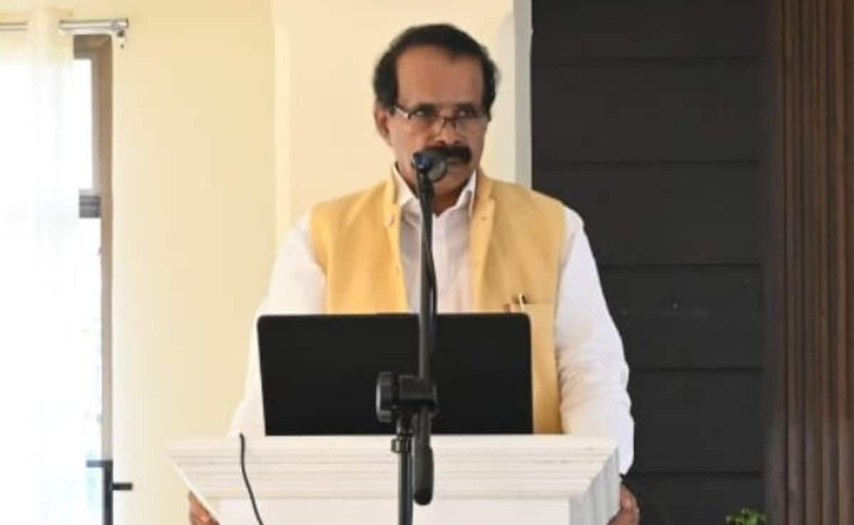 'మీకు నిధులు కావాలంటే కేరళను వెనుకకు ప్రకటించండి': మంత్రి వ్యాఖ్యపై వరుస