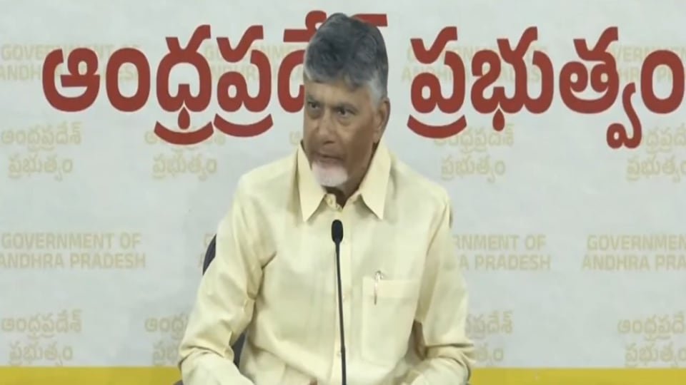 CM చంద్రబాబు: ఏపీ ఏపీ లిక్కం స్కాం ముందు దిల్లీ లిక్కర్ స్కాం చాలా చిన్నది చిన్నది