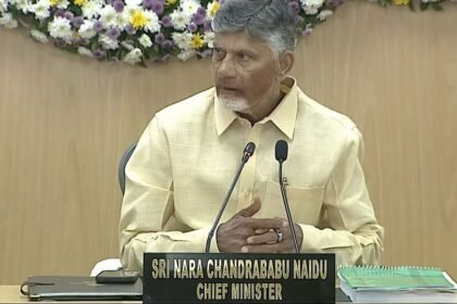 IAS పై cbn: ఫైల్స్‌ ఫైల్స్‌ క్లియర్‌ చేయడానికి నుంచి ఏడాది సమయం సమయం .. ఐఏఎస్‌ అధికారుల తీరుపై చంద్రబాబు చురకలు చంద్రబాబు