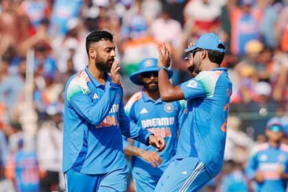 India vs England 2nd ODI LIVE Updates: Ravindra Jadeja Removes Ben Duckett, England Lose 2nd Wicket