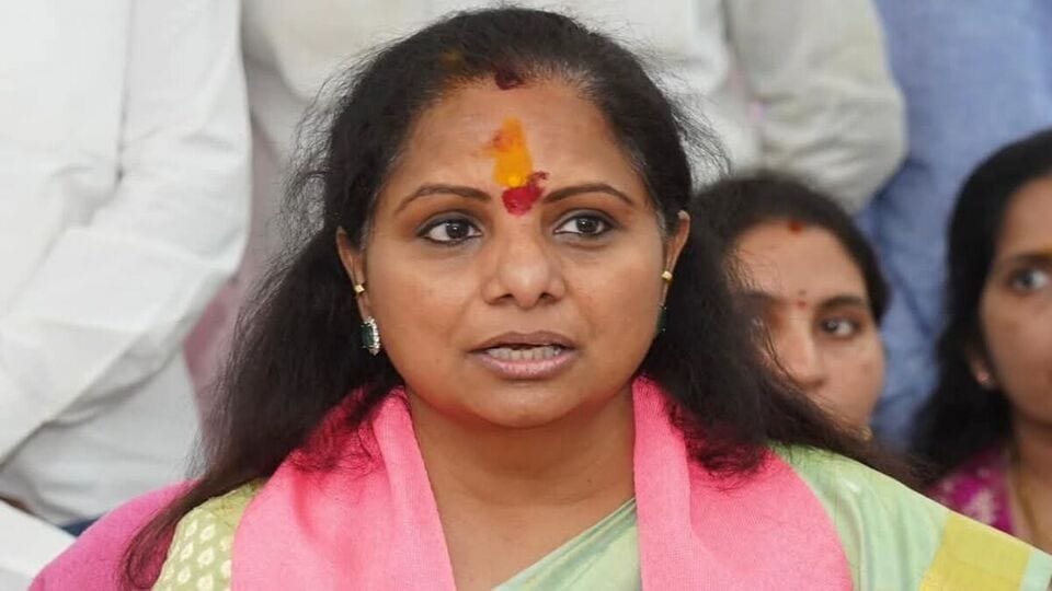 Mlc kavitha: రాజకీయ రాజకీయ కక్షతోనే మేడిగడ్డ వినియోగించడంలేదు వినియోగించడంలేదు - ఎమ్మెల్సీ కవిత సంచలన వ్యాఖ్యలు వ్యాఖ్యలు