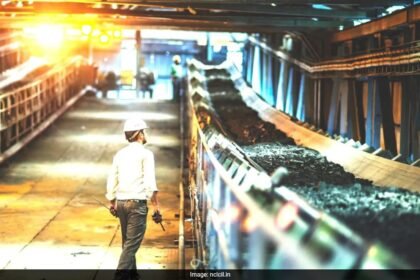 ఈ ప్రభుత్వ సంస్థ 1,765 ఖాళీలు, చెక్ అర్హత, ముఖ్య వివరాలకు నియమిస్తోంది