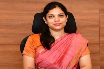 ఎమ్మెల్సీ ఎన్నికల ఎన్నికల -48 గంటల పాటు సైలెన్స్ సైలెన్స్ పీరియడ్ పీరియడ్, ప్రభుత్వ ఉద్యోగులకు ఉద్యోగులకు ప్రత్యేక ప్రత్యేక- తెలంగానా MLC ఎన్నికలు పోలింగ్ 48 గంటల నిశ్శబ్దం కాలం ప్రభుత్వ ఉద్యోగుల కోసం ప్రత్యేక సెలవుదినం, తెలంగాణ తెలంగాణ