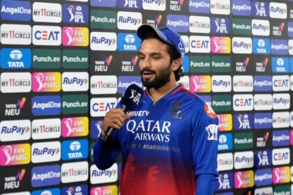 "ఎలా ఉన్నా ...": ఆర్‌సిబి హెడ్ కోచ్ ఆండీ ఫ్లవర్ కొత్త కెప్టెన్ రజత్ పాటిదార్