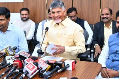ఏపీకి ఆక్సిజన్ అందించేలా కేంద్ర కేంద్ర బడ్జెట్ కేటాయింపులు కేటాయింపులు- చంద్రబాబు AP కి ఆక్సిజన్‌ను అందించడానికి కేంద్ర బడ్జెట్ కేటాయింపులు ఉన్నాయని చెప్పారు, ఆంధ్ర.