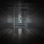 కర్ణాటకలో గాయానికి బదులుగా నర్సు ఫెవిక్విక్ ను సస్పెండ్ చేసింది