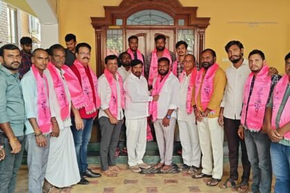 కాంగ్రెస్, బిజెపి నుండి బిఆర్ఎస్ పార్టీలో చేరిన నాయకులు