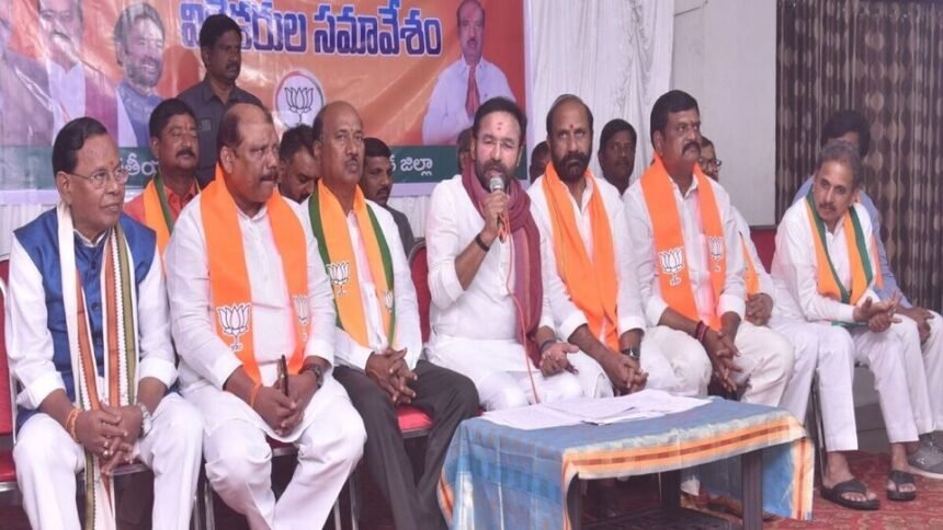 కిషన్ రెడ్డి: రాహుల్ గాంధీ గాంధీ డైరెక్షన్ లోనే ప్రధానిపై రేవంత్ రెడ్డి విమర్శలు విమర్శలు, కేంద్ర మంత్రి కిషన్ హాట్ కామెంట్స్ కామెంట్స్ కామెంట్స్