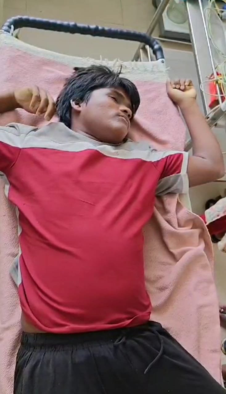 కుల్కచర్ల గిరిజన బాలుర బాలుర వసతి గృహంలో విషాదం నిద్రలోనే హాస్టల్ విద్యార్థి విద్యార్థి ..!