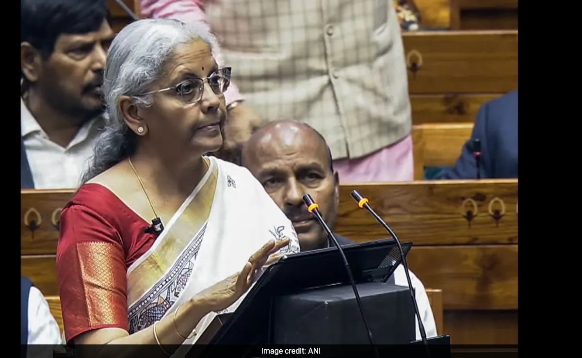 గిగ్ వర్కర్లు ఎవరు? నిర్మలా సీతారామన్ వారికి పెద్ద ప్రయోజనాన్ని ప్రకటించారు