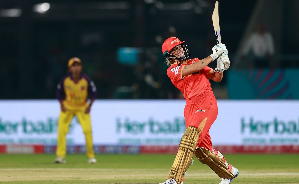 గుజరాత్ జెయింట్స్ ముంబై ఇండియన్స్ శపించటానికి కెప్టెన్ ఆష్లీ గార్డనర్ మీద ఆధారపడతారు