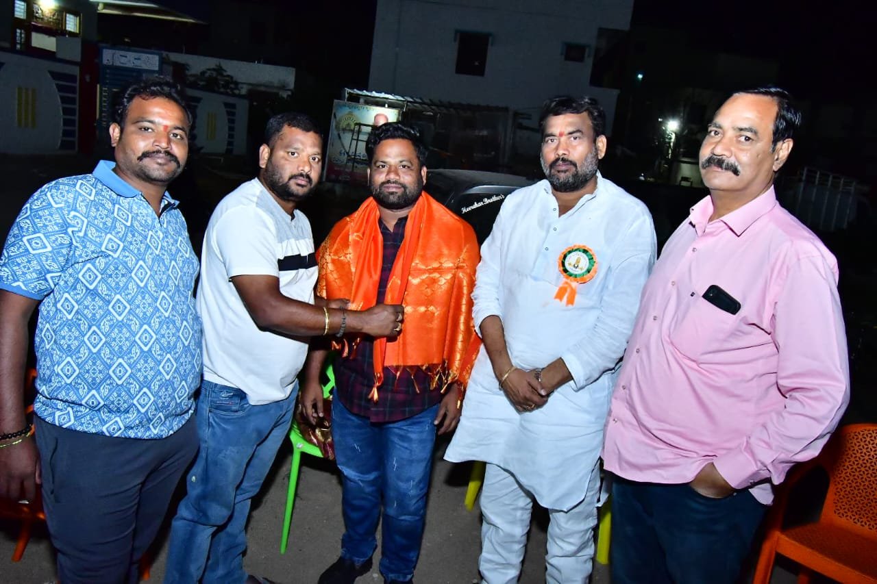 ఘనంగా జిల్లా యూత్ కాంగ్రెస్ నాయకుని జన్మదినం