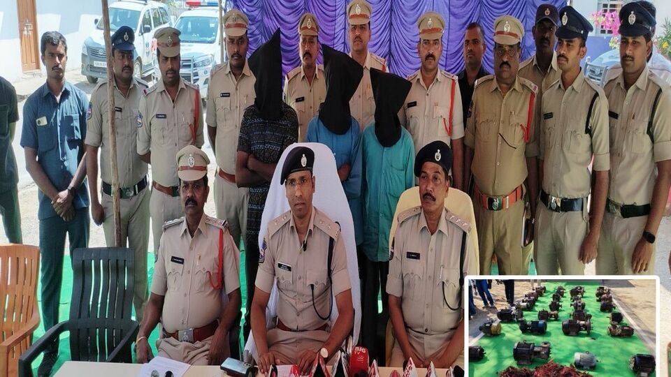 జగ్టియల్ క్రైమ్: స్క్రాప్ వ్యాపారి వ్యాపారి ప్లాన్ ఇద్దరు డ్రైవర్లు డ్రైవర్లు అమలు, జగిత్యాల జిల్లాలో చోరీ గ్యాంగ్ అరెస్ట్ గ్యాంగ్