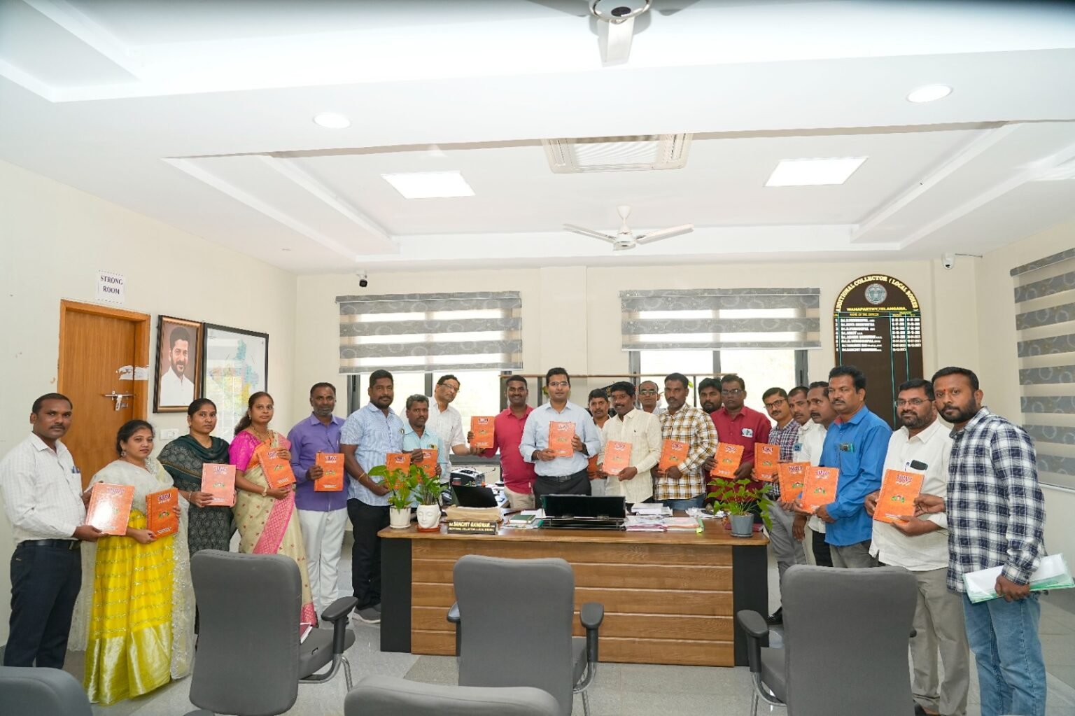 జర్నలిస్టులు ఆరోగ్యకర సమాజ అభివృద్ధికి కృషి చేయాలి