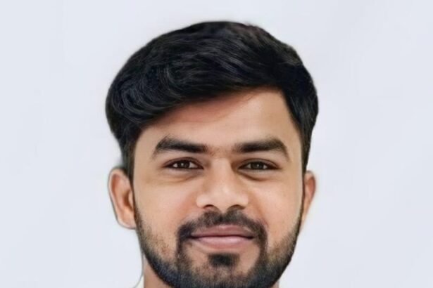జాతీయస్థాయి ఫెలోషిప్ కు ఎంపికైన గిరిజన విద్యార్థి