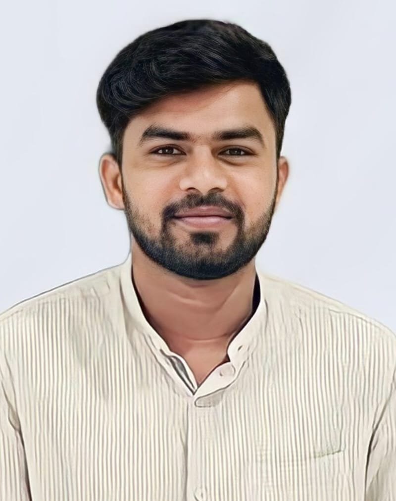 జాతీయస్థాయి ఫెలోషిప్ కు ఎంపికైన గిరిజన విద్యార్థి