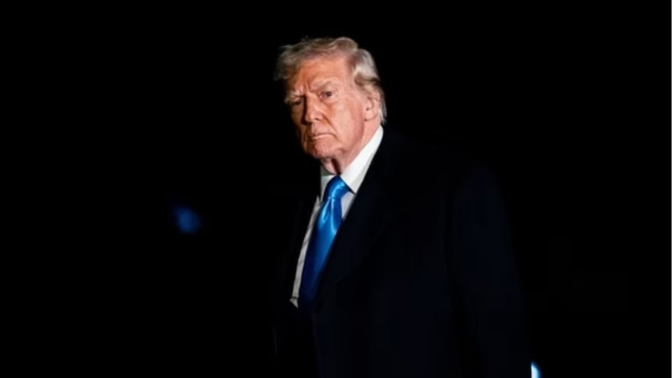 ట్రంప్ సుంకాలు: మెక్సికోపై సుంకాలను సుంకాలను ఒక నిలిపివేసిన నిలిపివేసిన ట్రంప్ .. కెనడాతోనూ కెనడాతోనూ!