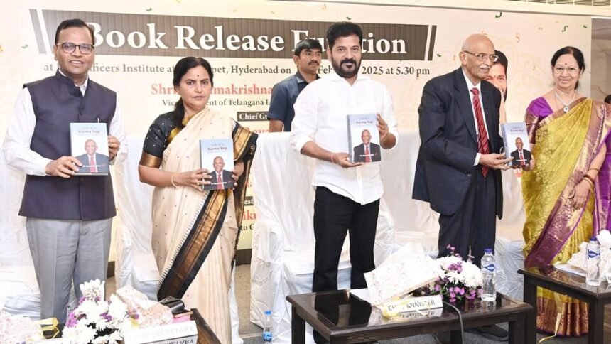 ట్రైనింగ్‌లోనే సివిల్‌ పంచాయితీలా! ఐఏఎస్‌, ఐపీఎస్‌ అధికారుల తీరుపై సీఎం రేవంత్ రేవంత్ చురకలు- సివిల్ పంచాయతీలు శిక్షణలో రెవాంత్ వ్యాఖ్యలు IAS మరియు IPS అధికారుల ప్రవర్తనపై వ్యాఖ్యలు, తెలంగాణ.