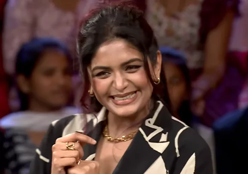 డైరెక్టర్ శంకర్ కూతురు ... రామ్ చరణ్ అంటే ఇష్టం ఇష్టం