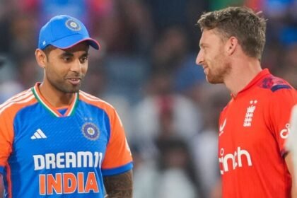 తుది జట్టులో ఓ ఓ మార్పు చేసిన చేసిన భారత్ భారత్ భారత్ .. టాస్ గెలిచిన గెలిచిన గెలిచిన ఇంగ్లండ్ ఇంగ్లండ్ ..