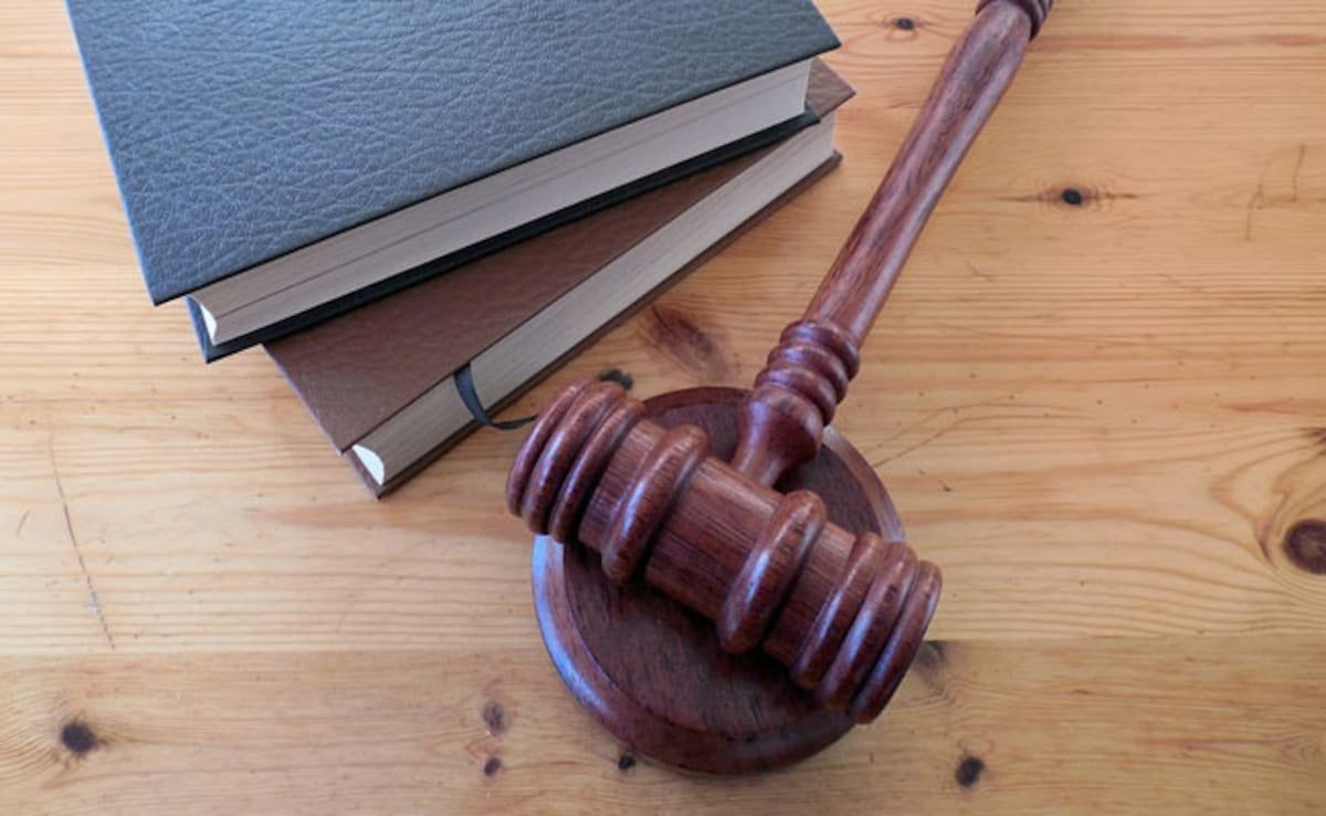 తెలియని స్త్రీకి 'మీరు స్లిమ్, ఫెయిర్' వంటి సందేశాలు అశ్లీలత: కోర్టు