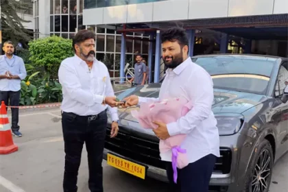 థమన్ కి ఖరీదైన కారు గిఫ్ట్ గా గా ఇచ్చిన బాలయ్య ..!