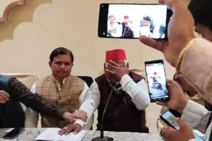 దళిత మహిళ చనిపోయినట్లు కనిపించిన తరువాత ఫైజాబాద్ ఎంపి విరిగిపోతుంది, ఆమె కళ్ళు బయటకు వచ్చాయి