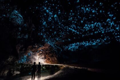 దాదాపు అవాస్తవంగా కనిపించే ప్రపంచంలో సహజ అద్భుతాలు