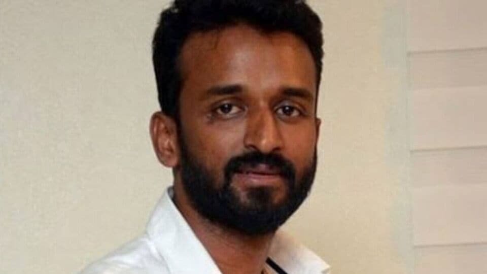 నిర్మాత KP చౌడరీ: గోవాలో కబాలి నిర్మాత కేపీ చౌదరి ఆత్మహత్య