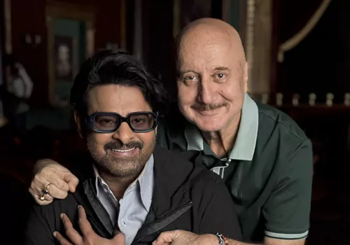 ప్రభాస్ తో అనుపమ్ అనుపమ్ ఖేర్ .. ఏ ఏ సినిమానో ..?