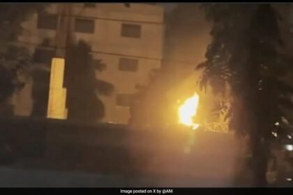 బంగ్లాదేశ్ లో ముజిబర్ రెహ్మాన్ నివాసం యొక్క విధ్వంసాన్ని భారతదేశం ఖండించింది