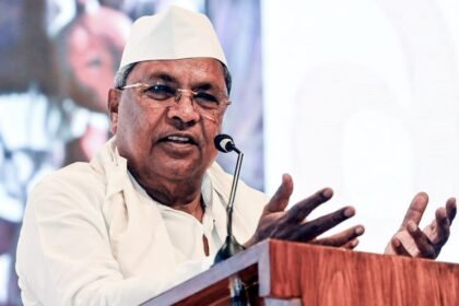 బిజెపి సిద్దరామయ్యకు లోకాయుక్త క్లీన్ చిట్ ప్రశ్నలు, కాంగ్రెస్ తిరిగి దెబ్బతింది